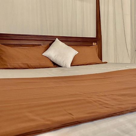 Sasmika Villa Surf And Yoga Hostel Weligama Zewnętrze zdjęcie