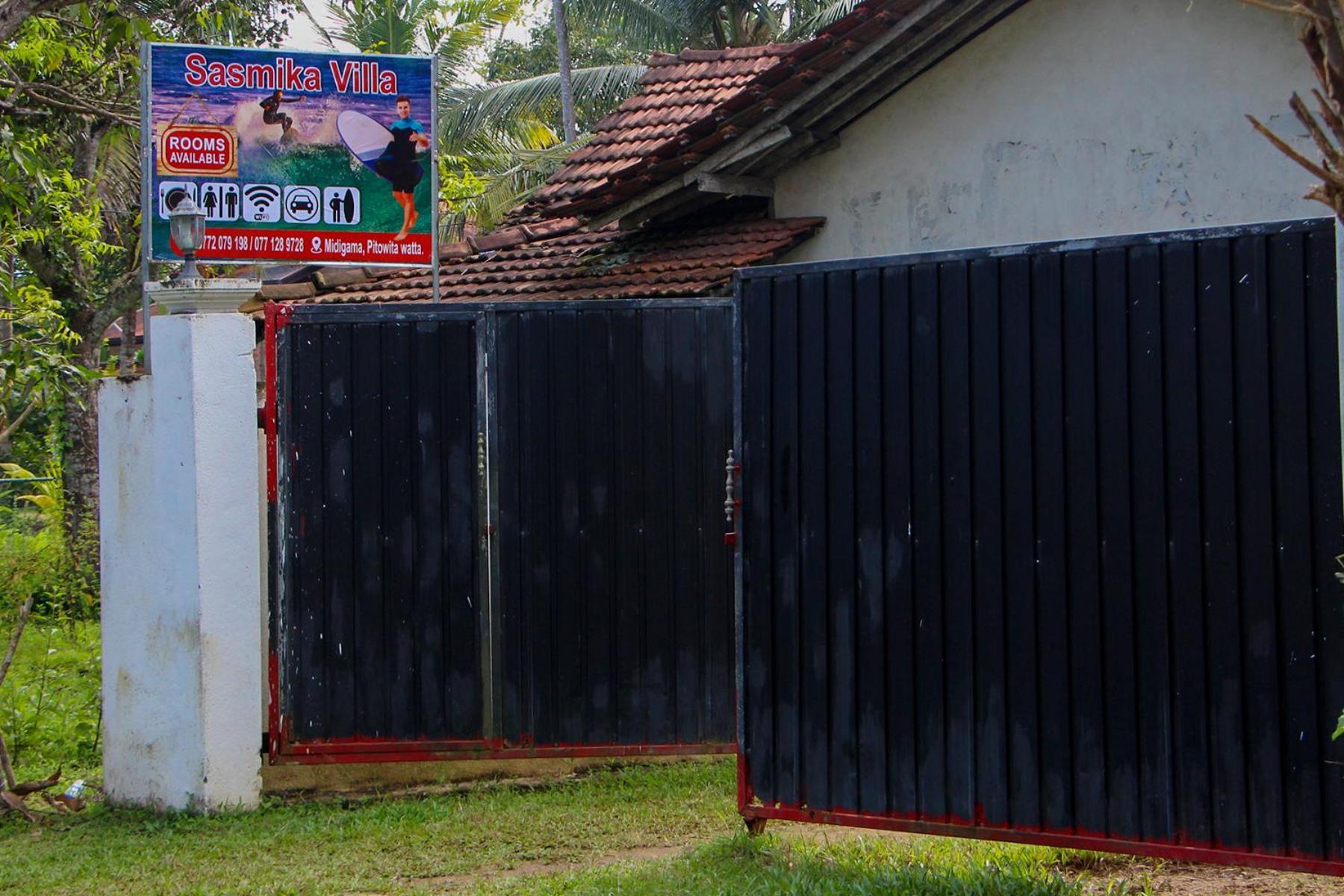 Sasmika Villa Surf And Yoga Hostel Weligama Zewnętrze zdjęcie