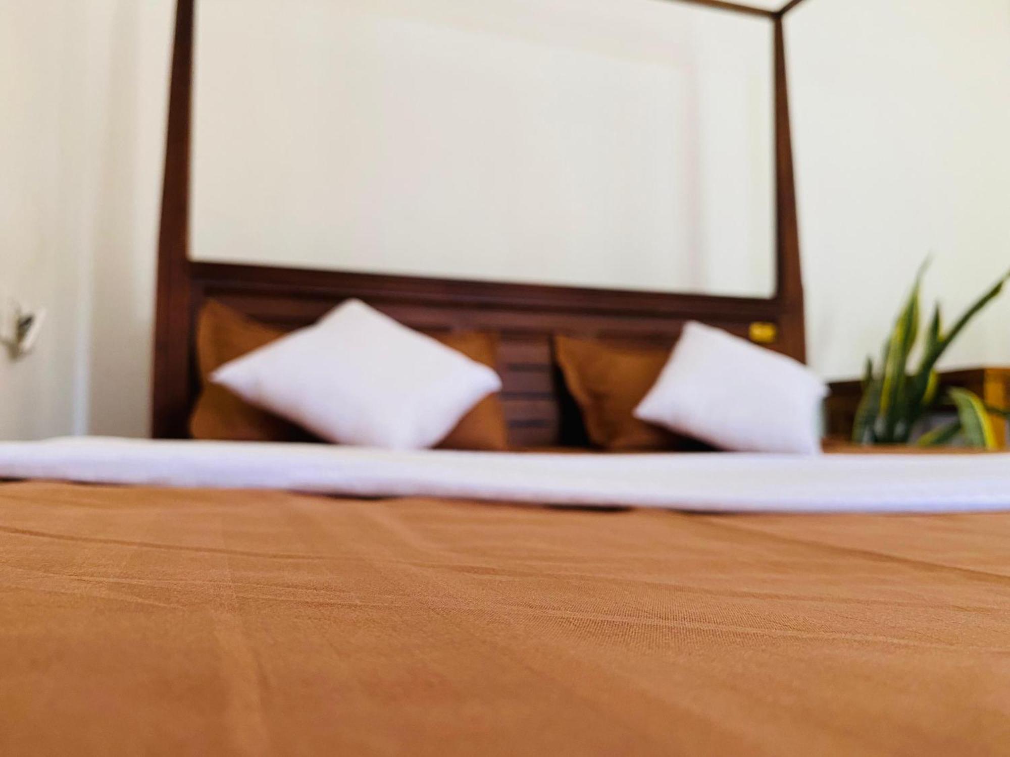 Sasmika Villa Surf And Yoga Hostel Weligama Zewnętrze zdjęcie