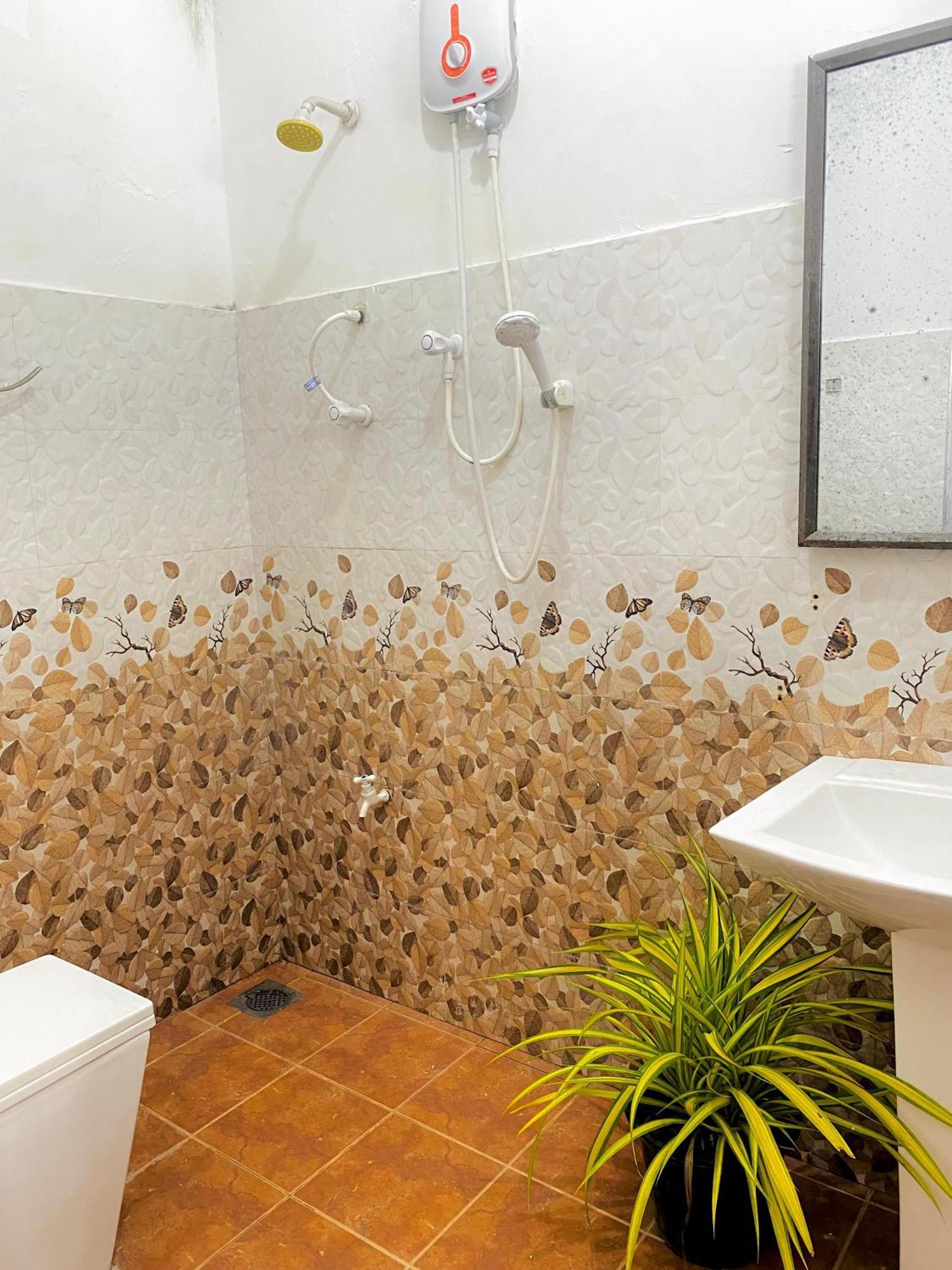 Sasmika Villa Surf And Yoga Hostel Weligama Zewnętrze zdjęcie